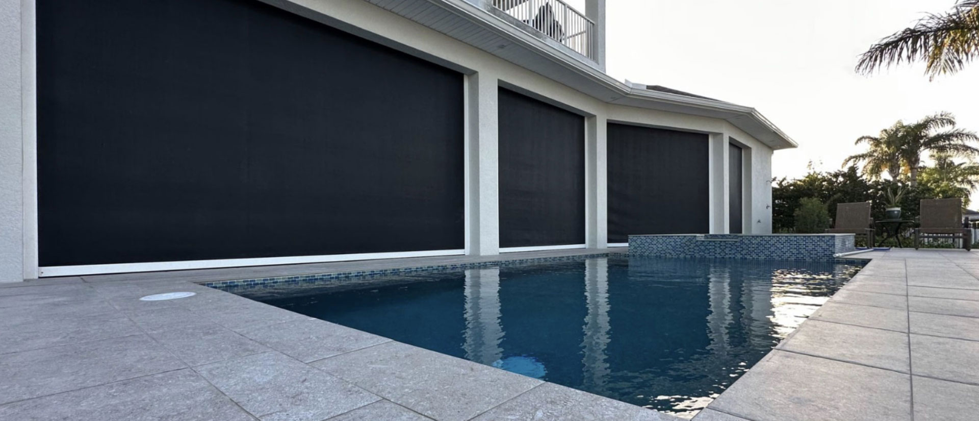 MagnaTrack Privacy Screen in an outdoor living space