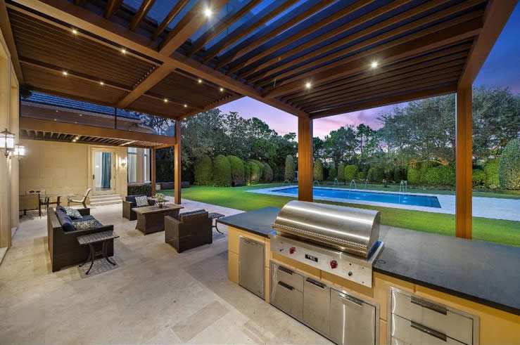 Luxury Outdoor Living for Entertaining